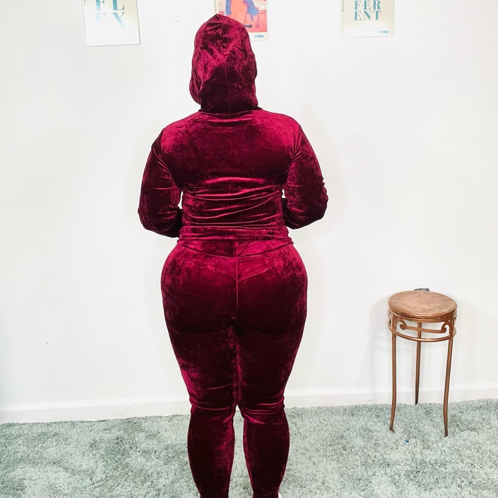 BFF Velour Jogger Set: Burgundy - Picture 5 of 12